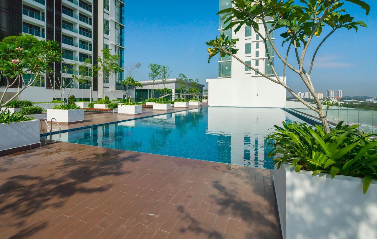 Comfort Zone Premium Guesthouse @ Evo Bangi Exterior photo