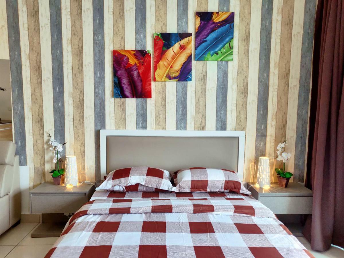 Comfort Zone Premium Guesthouse @ Evo Bangi Exterior photo